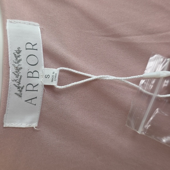 Arbor Daphne Tulip Wrap Dress - Picture 9 of 10